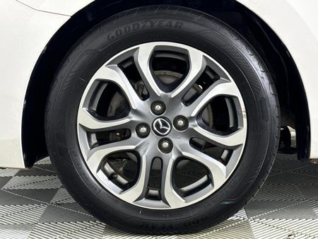 2017-Mazda-2-15-Individual-5-dr-Auto_3