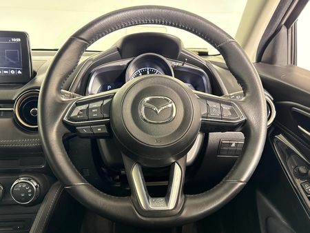 2017-Mazda-2-15-Individual-5-dr-Auto_7