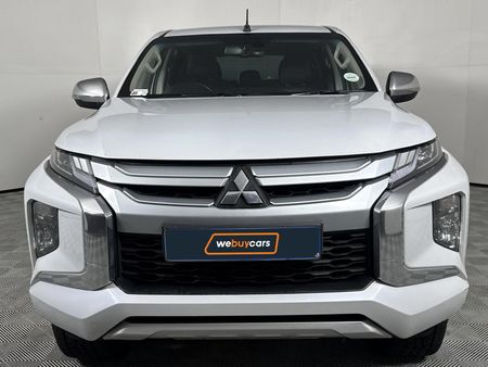 2022-Mitsubishi-Triton-24-Di-Dc-4x4-Auto-Double-Cab_14