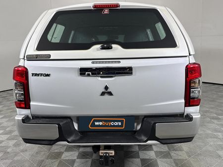 2022-Mitsubishi-Triton-24-Di-Dc-4x4-Auto-Double-Cab_17
