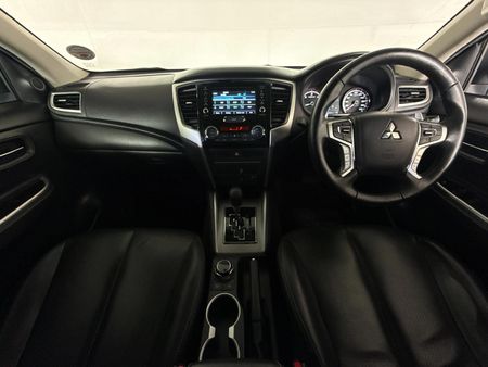 2022-Mitsubishi-Triton-24-Di-Dc-4x4-Auto-Double-Cab_1