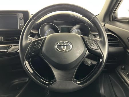 2018-Toyota-C-HR-12T-Plus-Auto_12