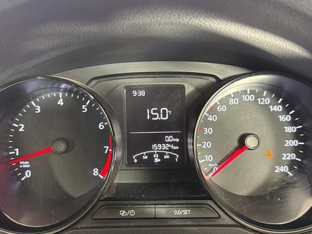 2014-Volkswagen-Polo-GP-12-TSI-Trendline-66kW_2
