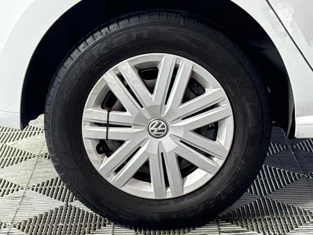 2014-Volkswagen-Polo-GP-12-TSI-Trendline-66kW_7