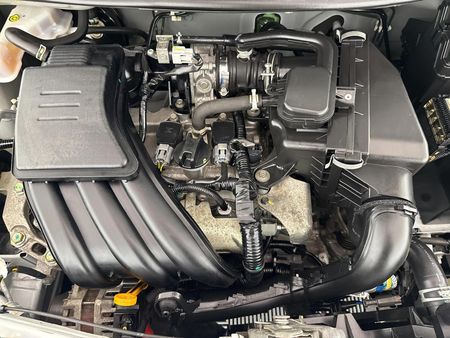 2016-Datsun-Go-12-Lux_12