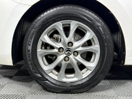 2017-Mazda-2-15-Individual-5-dr_5