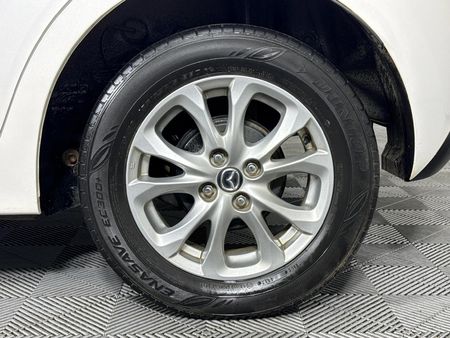 2017-Mazda-2-15-Individual-5-dr_6