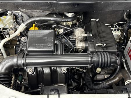 2021-Renault-Kiger-10-Energy-Zen-Auto_12