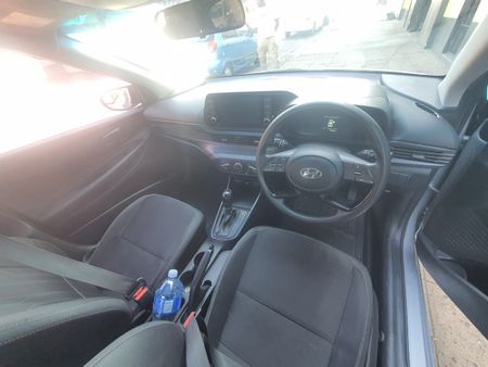 2022-Hyundai-i20-14-Motion-Auto_10