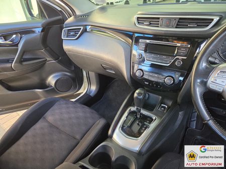 2017-Nissan-Qashqai-12T-Acenta-Auto_10