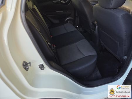 2017-Nissan-Qashqai-12T-Acenta-Auto_14
