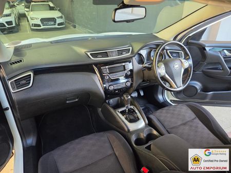 2017-Nissan-Qashqai-12T-Acenta-Auto_15