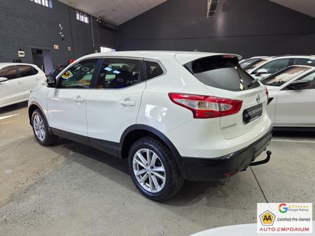 2017-Nissan-Qashqai-12T-Acenta-Auto_6