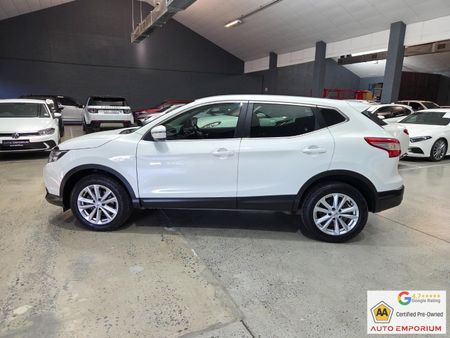 2017-Nissan-Qashqai-12T-Acenta-Auto_8