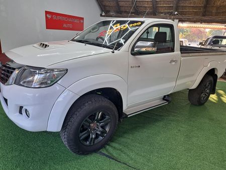 2014-Toyota-Hilux-30-D-4D-Raider-Raised-Body-Single-Cab_0