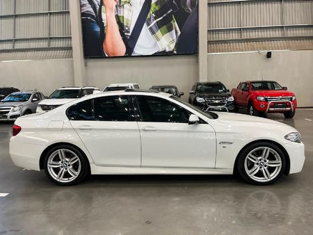 2014-BMW-5-Series-520d-M-Sport-Auto_1