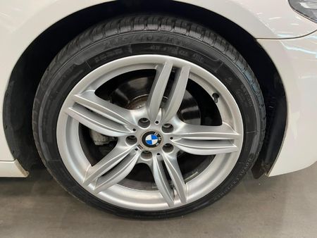 2014-BMW-5-Series-520d-M-Sport-Auto_8