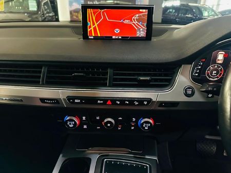 2017-Audi-Q7-30-TDI-quattro-Auto-45-TDI_11