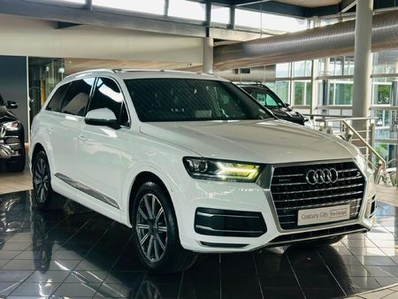 2017-Audi-Q7-30-TDI-quattro-Auto-45-TDI_12