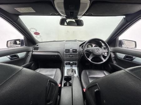 2011-Mercedes-Benz-C-Class-C-180-BE-Elegance-Auto_10