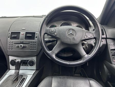 2011-Mercedes-Benz-C-Class-C-180-BE-Elegance-Auto_8