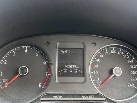 2019-Volkswagen-Polo-GP-14-Comfortline_9