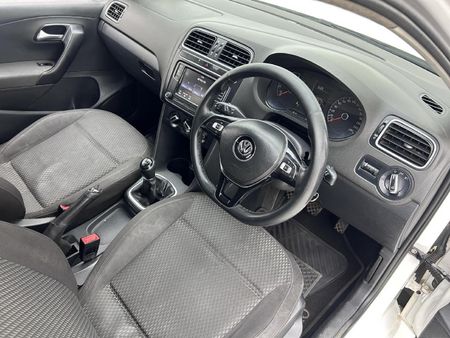 2019-Volkswagen-Polo-GP-14-Comfortline_14