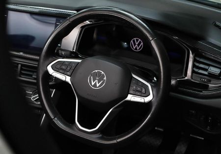 2023-Volkswagen-Polo-10-TSI-Life-Auto-DSG_9