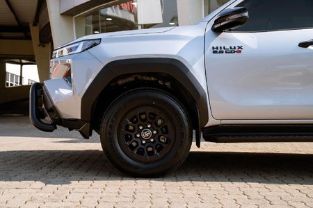 2026-Toyota-Hilux-28-GD-6-Raider-4x4-Auto-Double-Cab_8