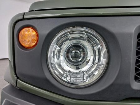 2023-Suzuki-Jimny-15-GLX_14