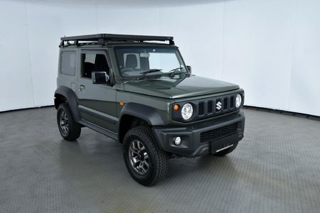 2023-Suzuki-Jimny-15-GLX_18