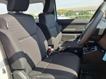 2026-Suzuki-Jimny-15-GLX-Auto_6
