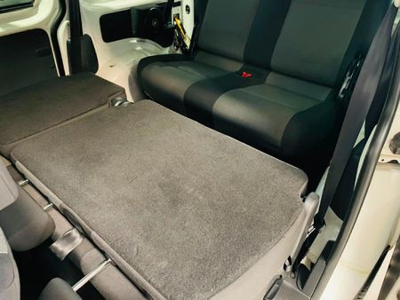 2019-Volkswagen-Caddy-Maxi-CrewBus-20-TDI_25