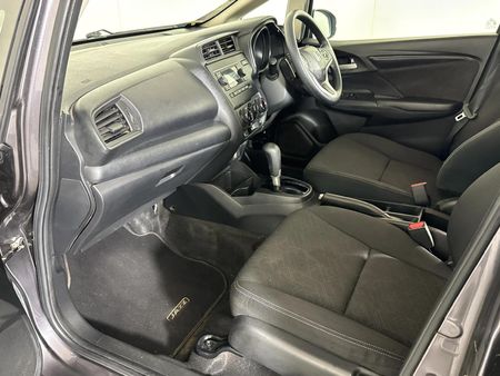 2019-Honda-Jazz-12-Comfort-Auto_7