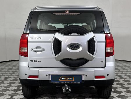 2020-Mahindra-TUV-300-15-TD-mHawk-7-seat_18