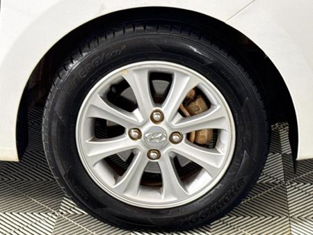2019-Hyundai-Grand-i10-125-Fluid_3