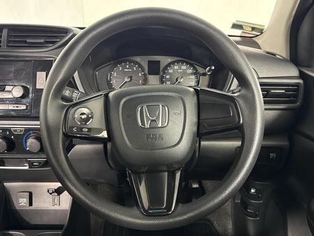 2024-Honda-Amaze-12-Trend_11