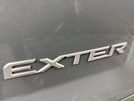 2025-Hyundai-Exter-12-Executive_11