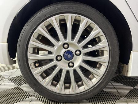 2017-Ford-Fiesta-10-EcoBoost-Titanium-Auto-5-dr_7