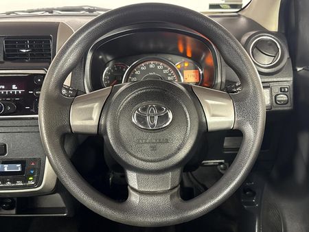 2020-Toyota-Agya-10_11