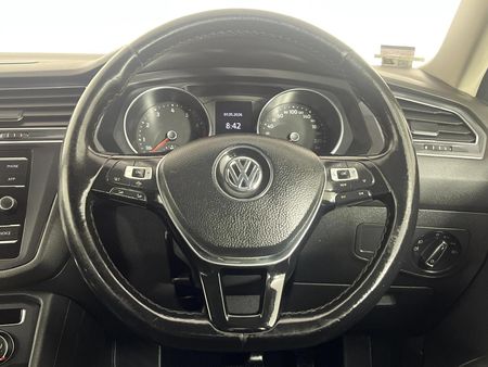 2020-Volkswagen-Tiguan-Allspace-14-TSI-Trendline-Auto-110kW_12