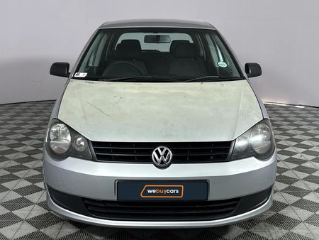 2013-Volkswagen-Polo-Vivo-16-Trendline-5-dr_14