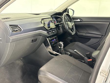2022-Volkswagen-T-Cross-10-TSI-Highline-Auto_8