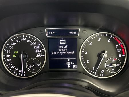 2013-Mercedes-Benz-B-Class-B-180-BE-Auto_2