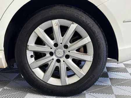 2013-Mercedes-Benz-B-Class-B-180-BE-Auto_6