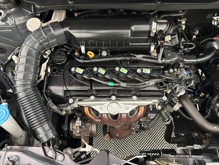 2024-Suzuki-Swift-12-GL_11