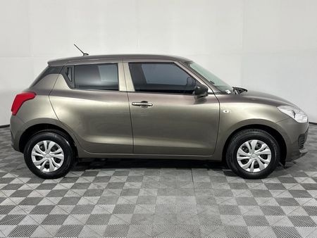 2024-Suzuki-Swift-12-GL_15