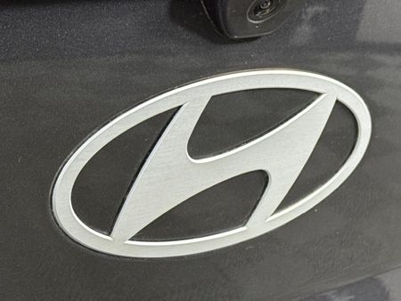 2024-Hyundai-Grand-i10-10-Motion_11