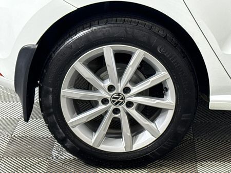 2025-Volkswagen-Polo-Vivo-16-Style_6