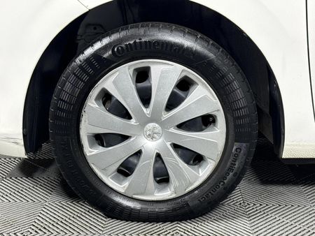 2021-Peugeot-108-10-THP-Active_4